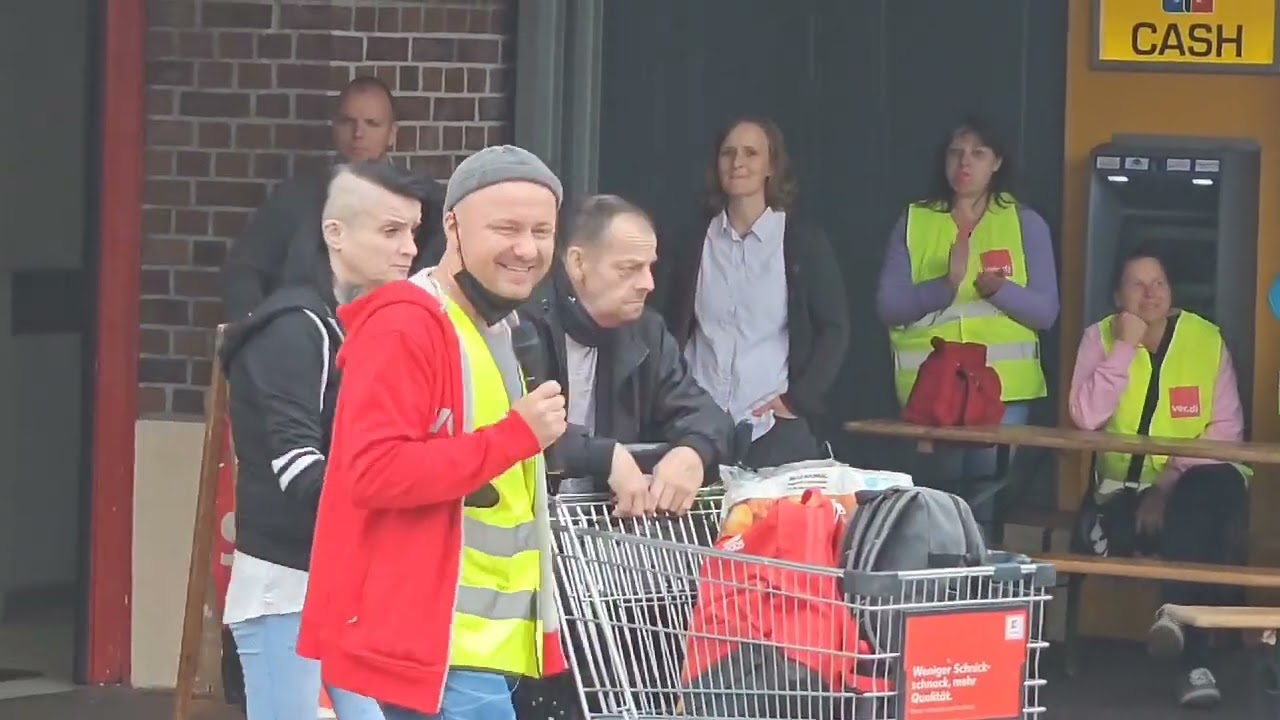 Streik bei Kaufland in Halle-Neustadt