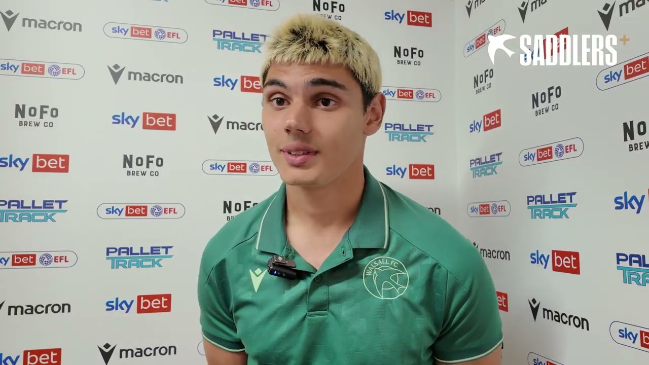 Declan Skura on a share of the points with the Mariners