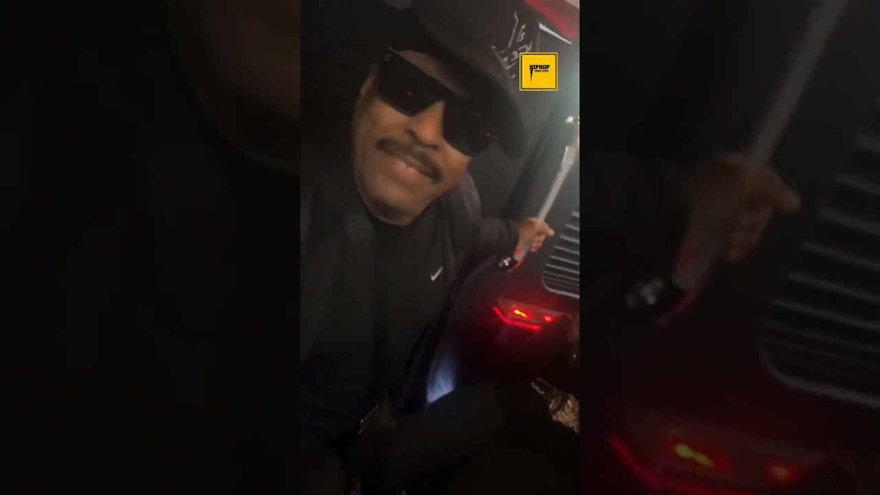 Nelly vibin' with Ashanti dad 🎥