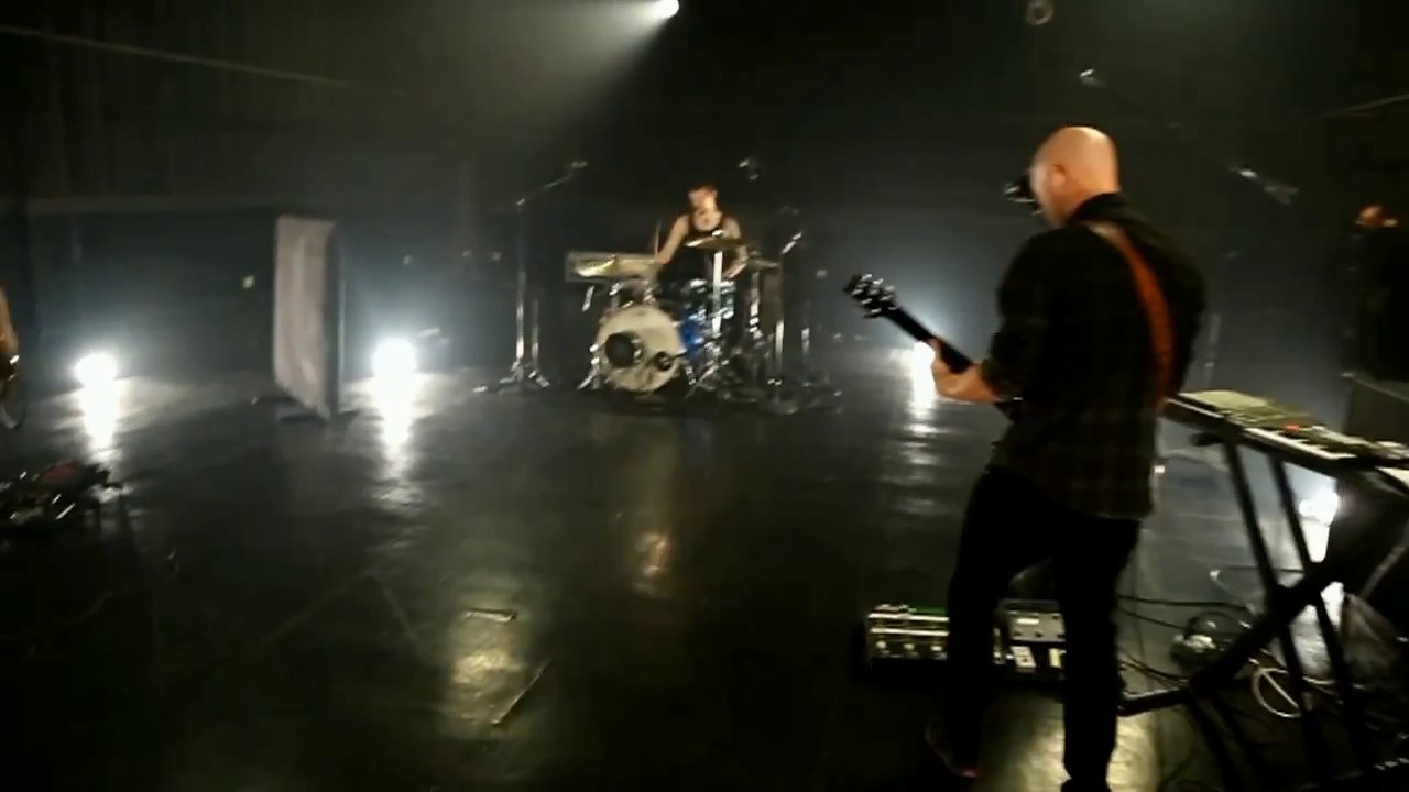 lightsystem - Bury The Tongue (live in studio session)
