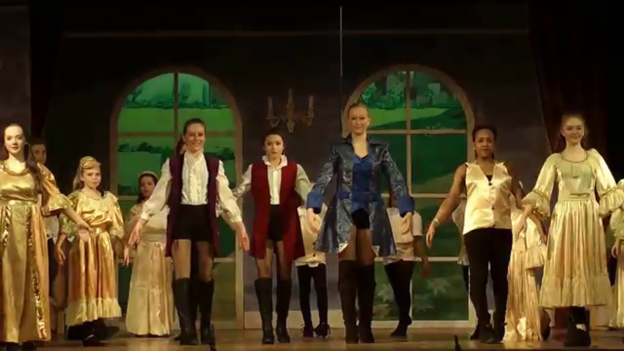 Woldingham Pantomime 2015 Presents Beauty & The Beast
