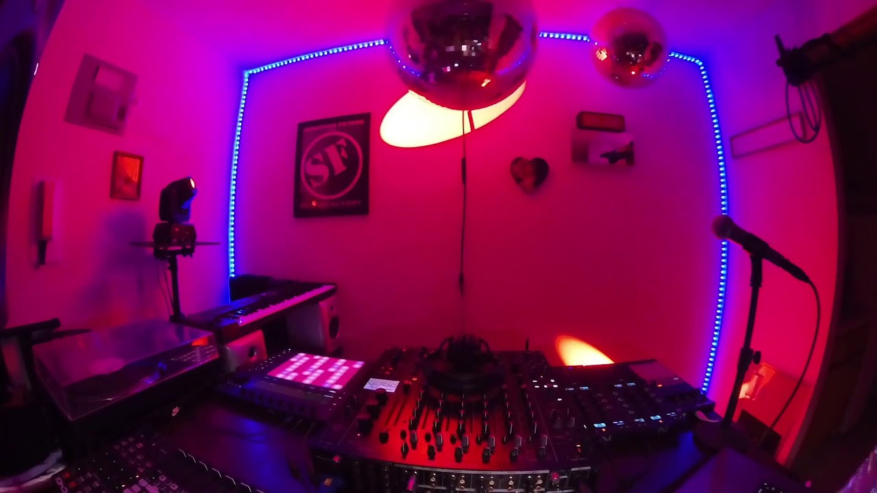 Live With DJ Stavybo