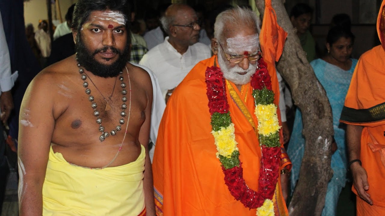 Jagathguru Sri Sri Sri Sidheswarananda Swamy Tiru nakshatram Vedukalu