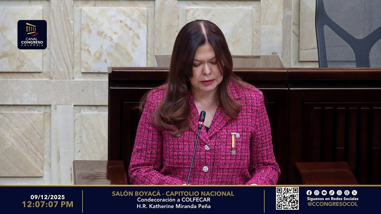 CONDECORACI&Oacute;N A COLFECAR. DICIEMBRE 9 DE 2025.