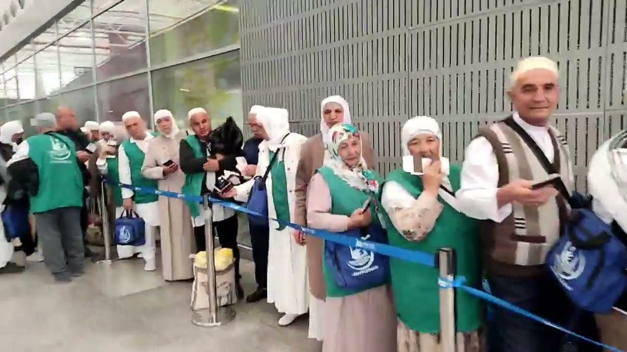 Hojilarimiz Jidda shahri aeroportida tekshiruvdan utyaptilar