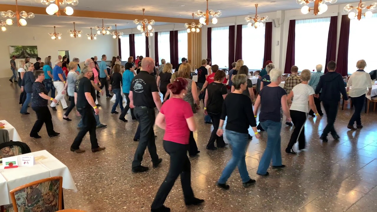 SUITCASE BOTTLE - LINE DANCE
