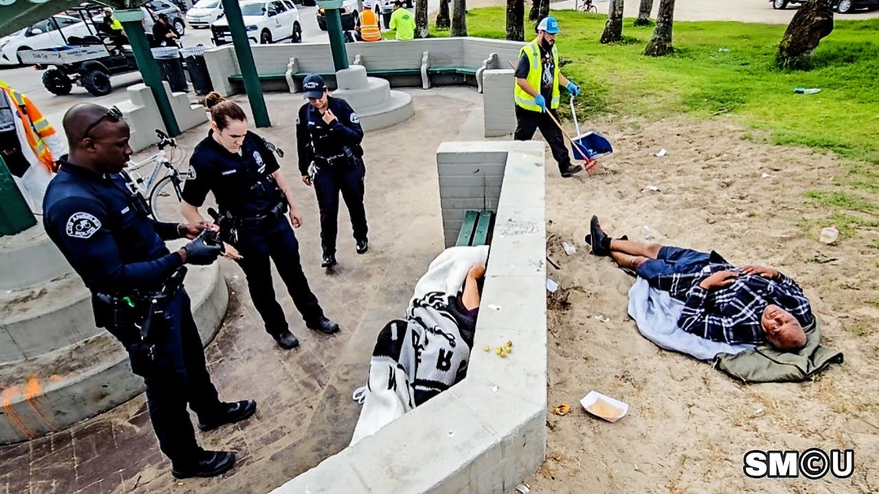 𝗣𝗔𝗚𝗢𝗗𝗔 𝗣𝗔𝗧𝗥𝗢𝗟: Police Presence Supports Homeless Encampment Cleanup at Venice Beach Landmark