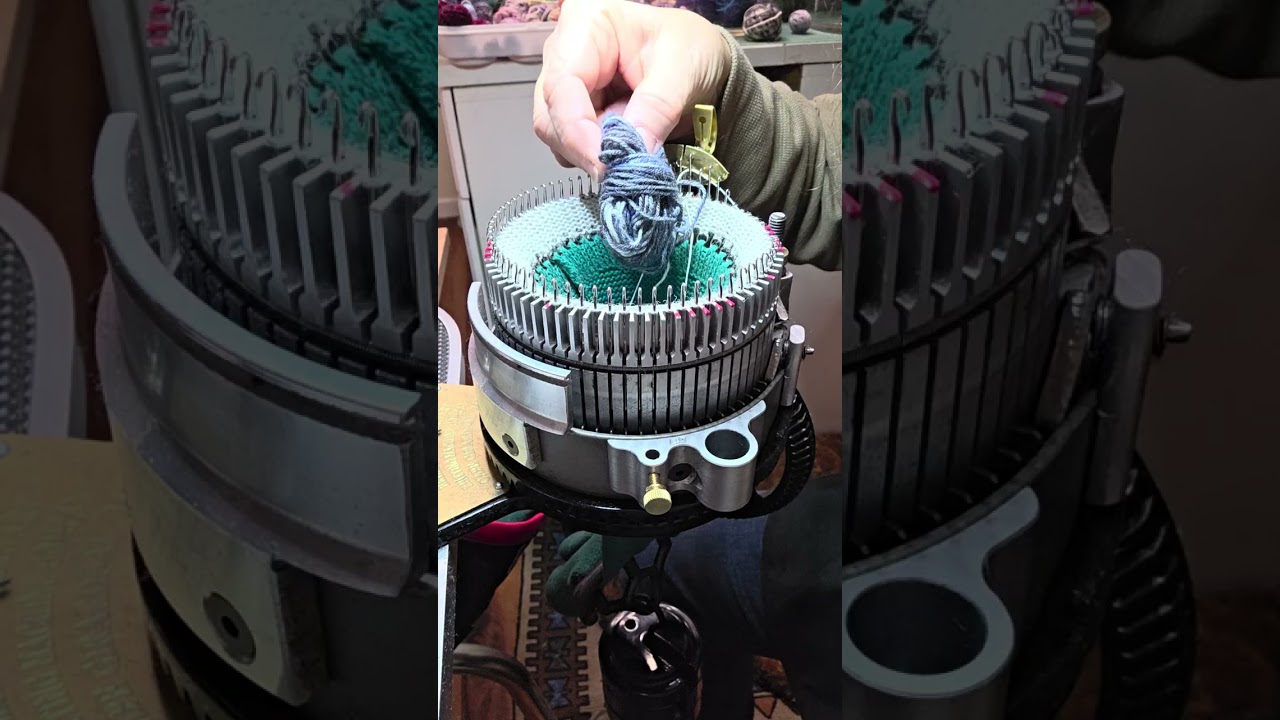 Knitting a shorty scrappy sock on a circular sock knitting machine