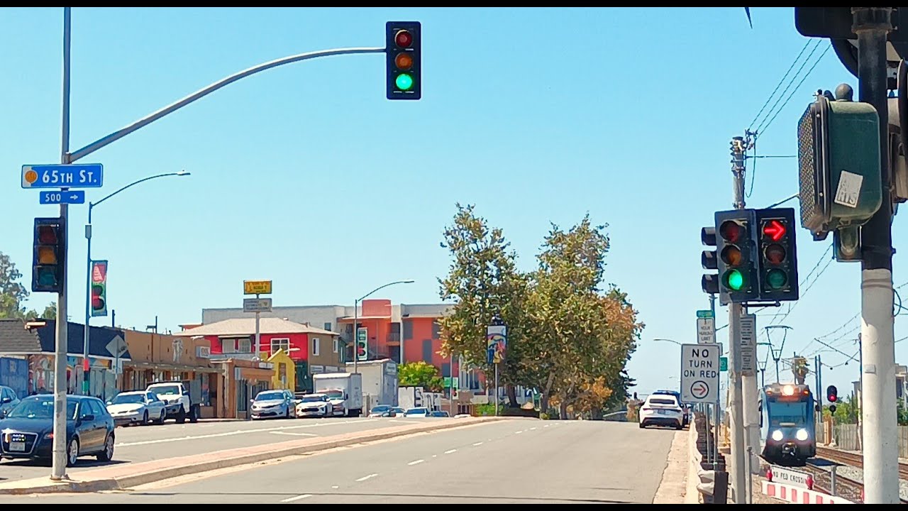 Old San Diego Traffic Lights & MTS 
