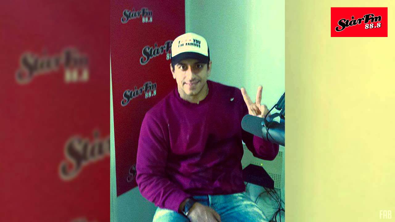 &Sigma;&upsilon;&nu;έ&nu;&tau;&epsilon;&upsilon;&xi;&eta; &tau;&omicron;&upsilon; Dino MFU &sigma;&tau;&omicron; Star Fm 88.8