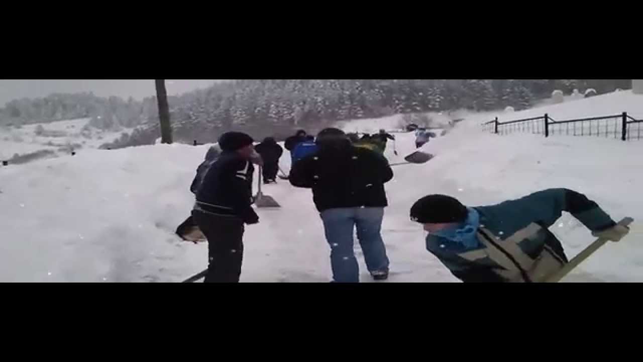 brnjic-ciscenje snijega