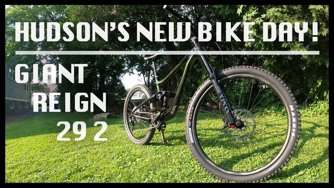 Hudson's New Bike Day! | Giant Reign 29 2