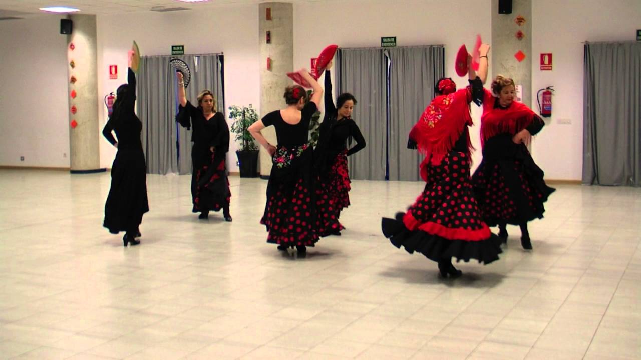 Sevillanas con abanico en pareja