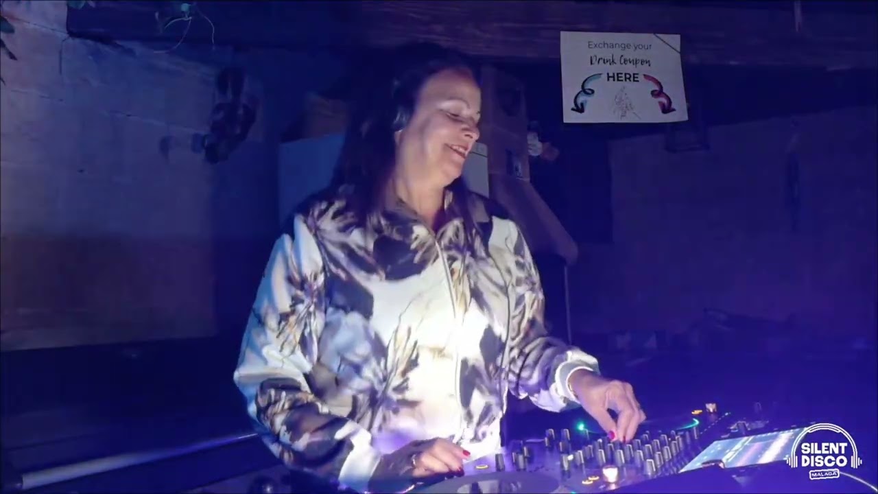 MACARENA PINÉ | Silent Disco Málaga | Costa Paradise | Remember DJ SET