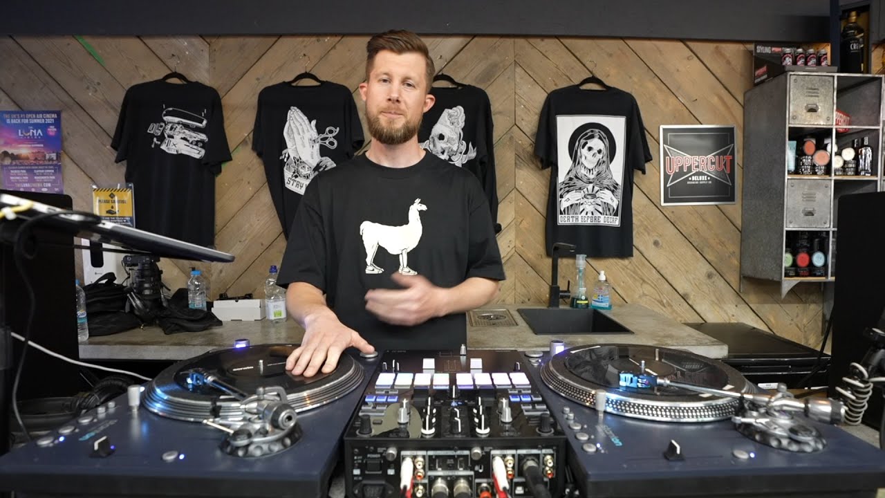Hip Hop Barbershop with DJ Cable