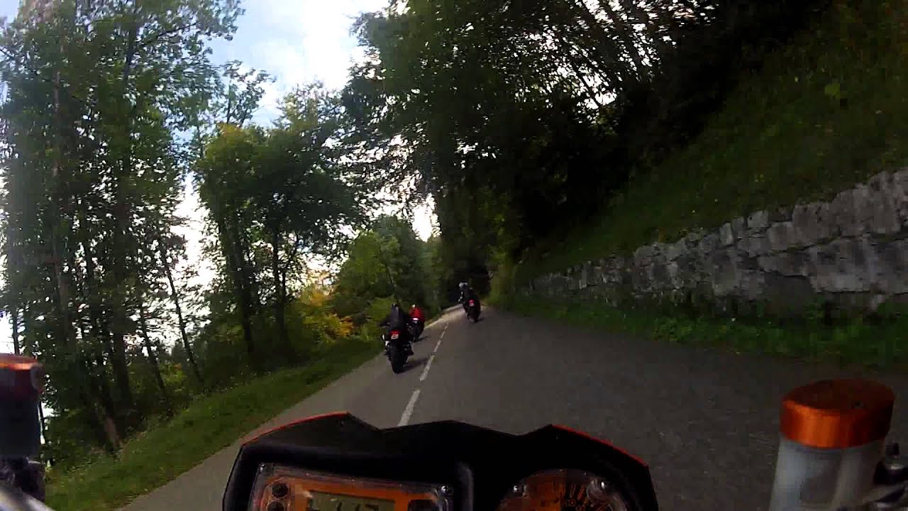 Col de Leschaux en KTM 990 Superduke, Ducati Streetfighter, Z1000