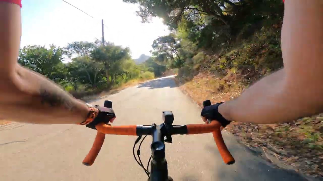 Prefumo Canyon Downhill//Specialized Crux//45x700c