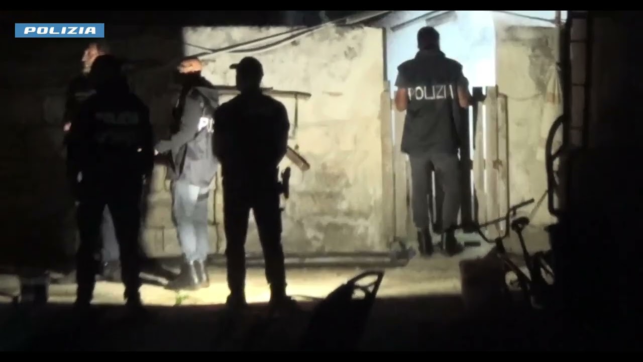 🚨 Blitz contro il clan dei “Tuturanesi” della Sacra Corona Unita: tre arresti all’alba
