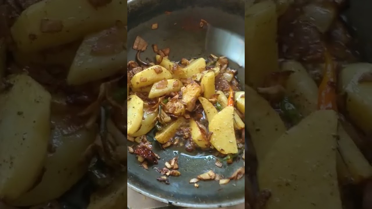 Preparation fro Bangali macchi jhhol #Bangali style fish curry #Row fish #Tomato#onion #viral@ddeenn