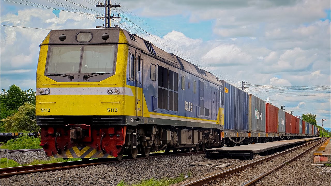 [รถไฟไทย] Freight Train No.556 Nong Khai - Laem Chabang Locomotive. CSR SDA3 / CSR No.5113