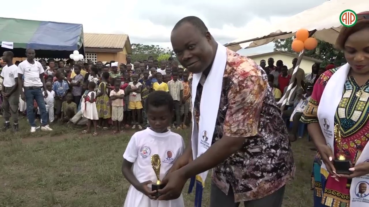 Région- Agboville: Les meilleures élèves du village d’Anno récompensés