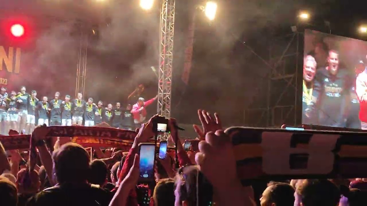 AC Sparta Praha - Plzeň 27.5.2023 (0:1) after party na Letné - zakončení Vojtěch Dyk a na srdci 