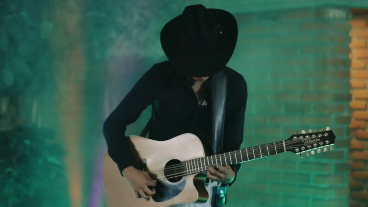 El precio de la soledad - Ivan Hernandez (En vivo)