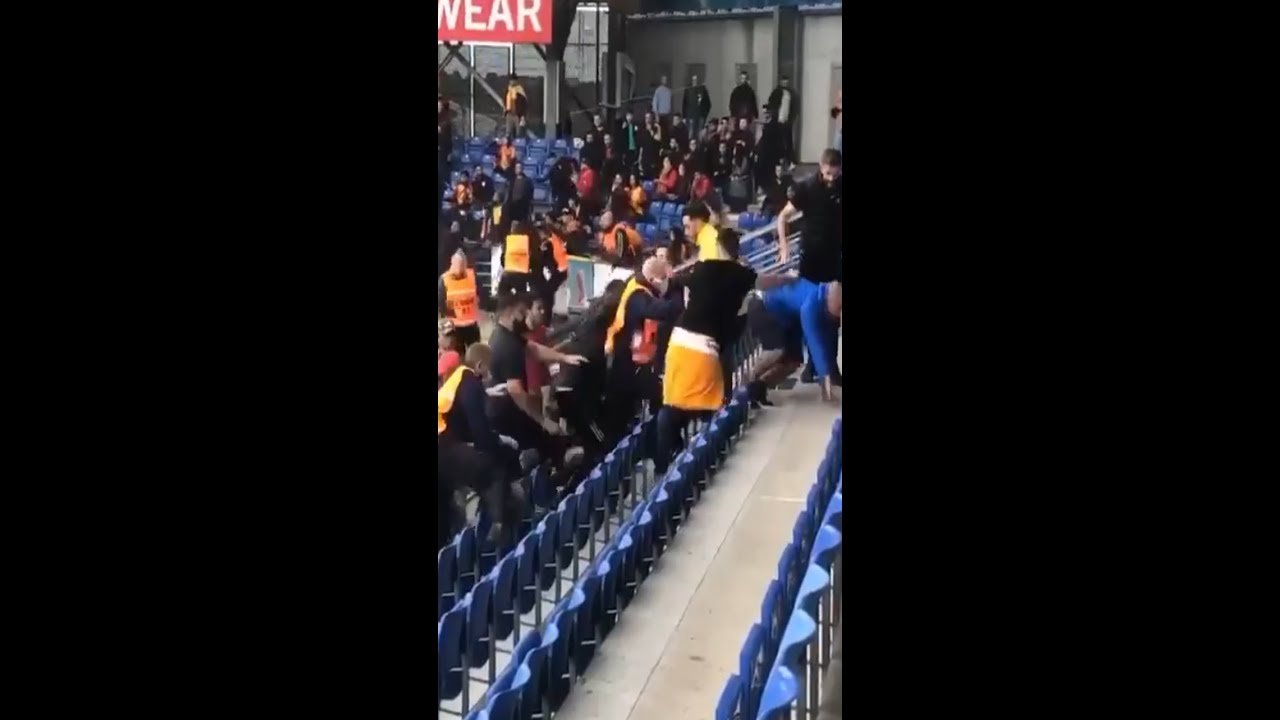 Galatasaray Fans Fight 1 Fenerbah&ccedil;e fan 20-08-2021