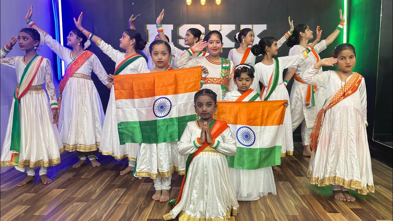 Bharta Ka Rehnewaala Hoon ( Hai Preet Jaha Ki Reet ) Special 26 January | Dance Video | 