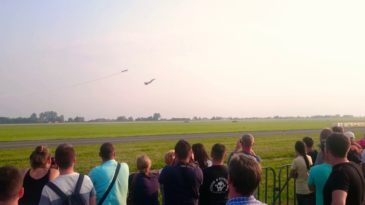 Start MiG29 (Jacek Stolarek) i XA-41 (Artur Kielak) - AIR SHOW 2017
