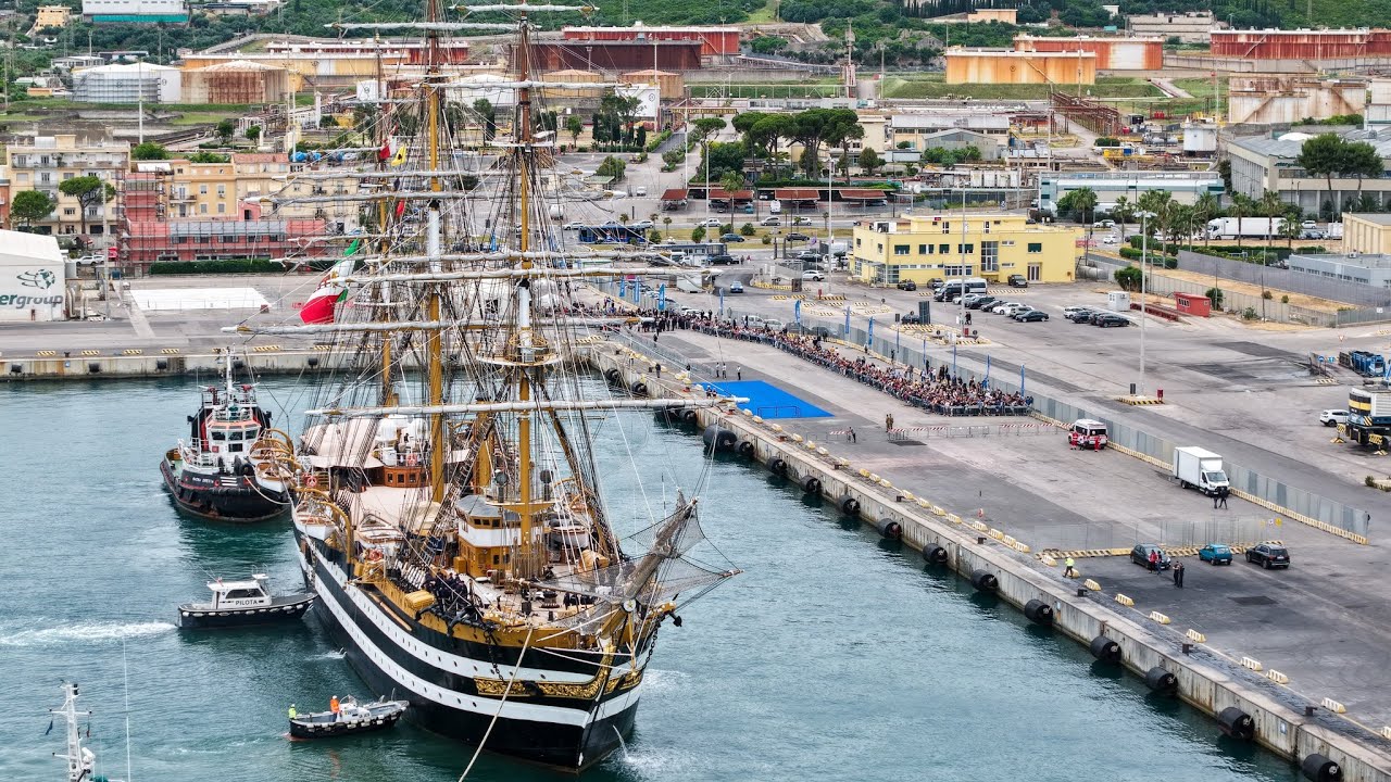 Nave Amerigo Vespucci: L’arrivo spettacolare a Gaeta!