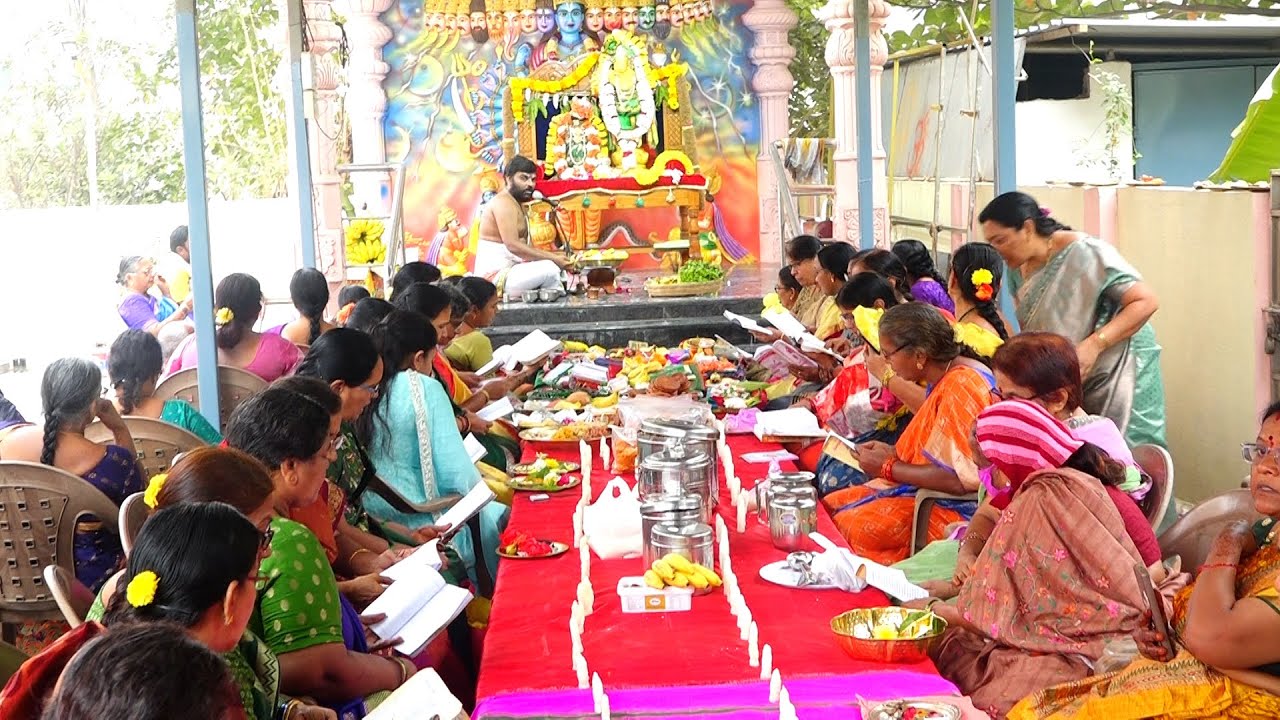 S NEWS TENALI ll వెంకటేశ్వర స్వామి దేవాలయంలో ధనుర్మాస ఉత్సవాలలో  గోదాదేవి సారే ఉత్సవం