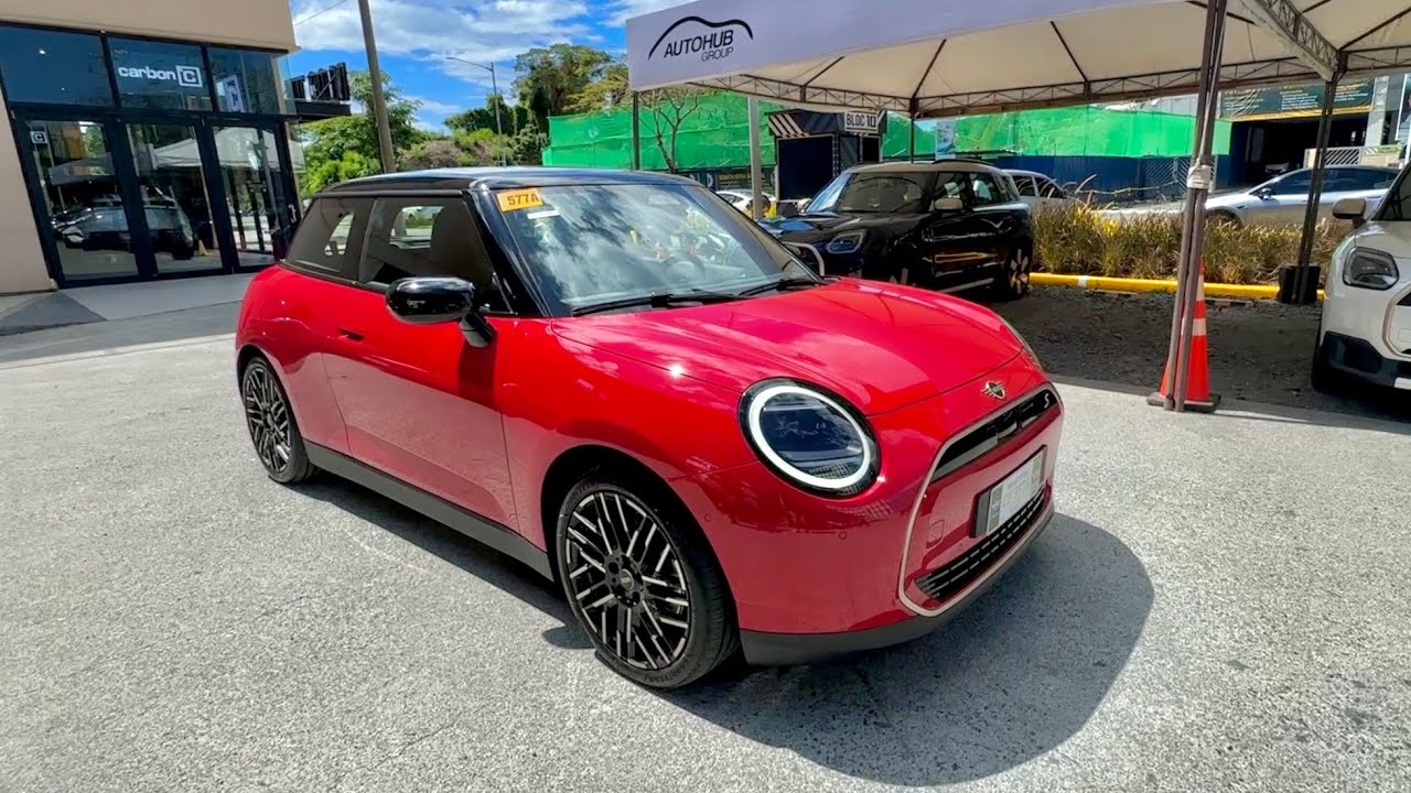 Тест-драйв MINI Cooper SE (электромобиль) 2025 года от первого лица