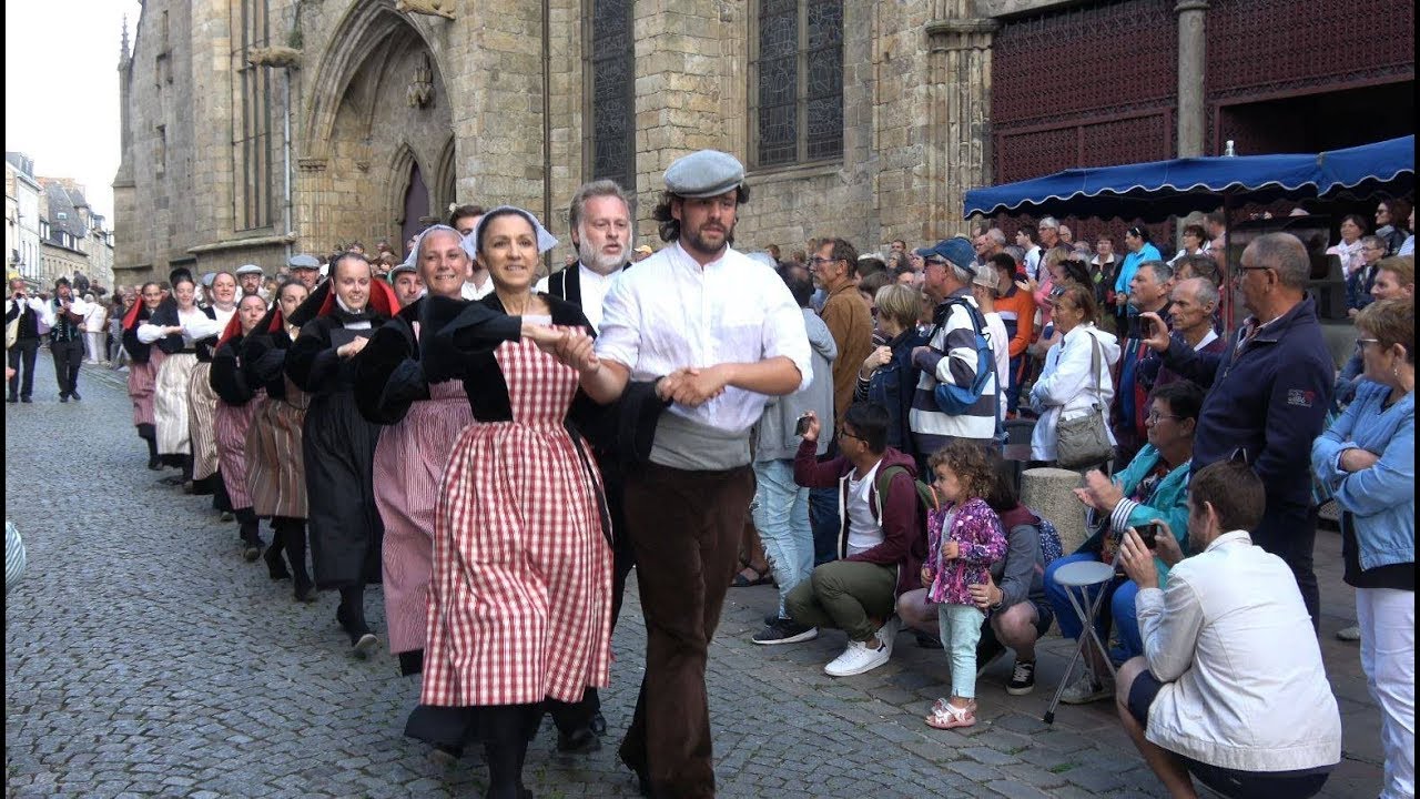 Grande dérobée finale, Festival Saint-Loup de Guingamp, 18/08/2019. (4K)