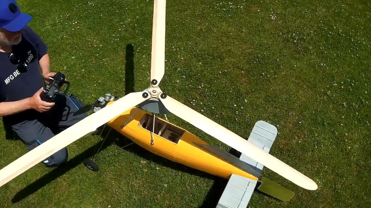 Cierva C.30 autogyro maiden flight