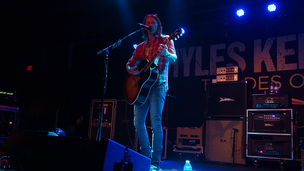 Myles Kennedy, 