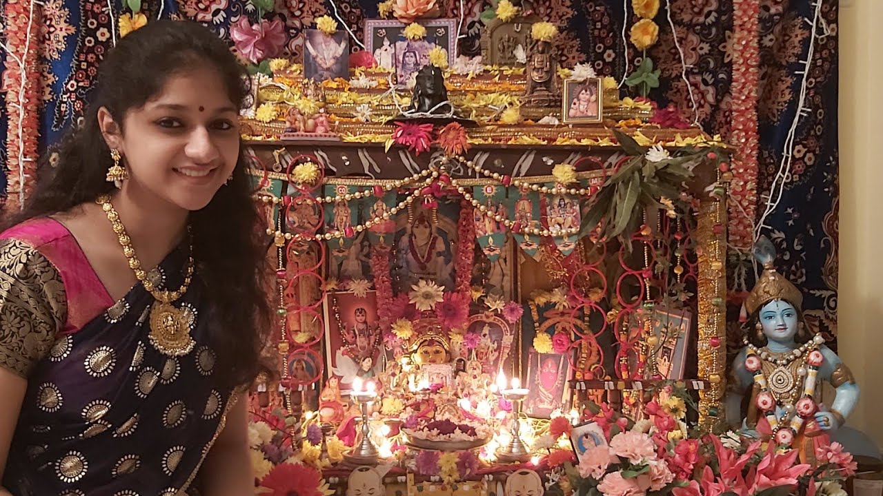 Navaratri Krithi Day 5 | Maayatheetha Swaroopini by Srilalitha Singer 🎶🙏
