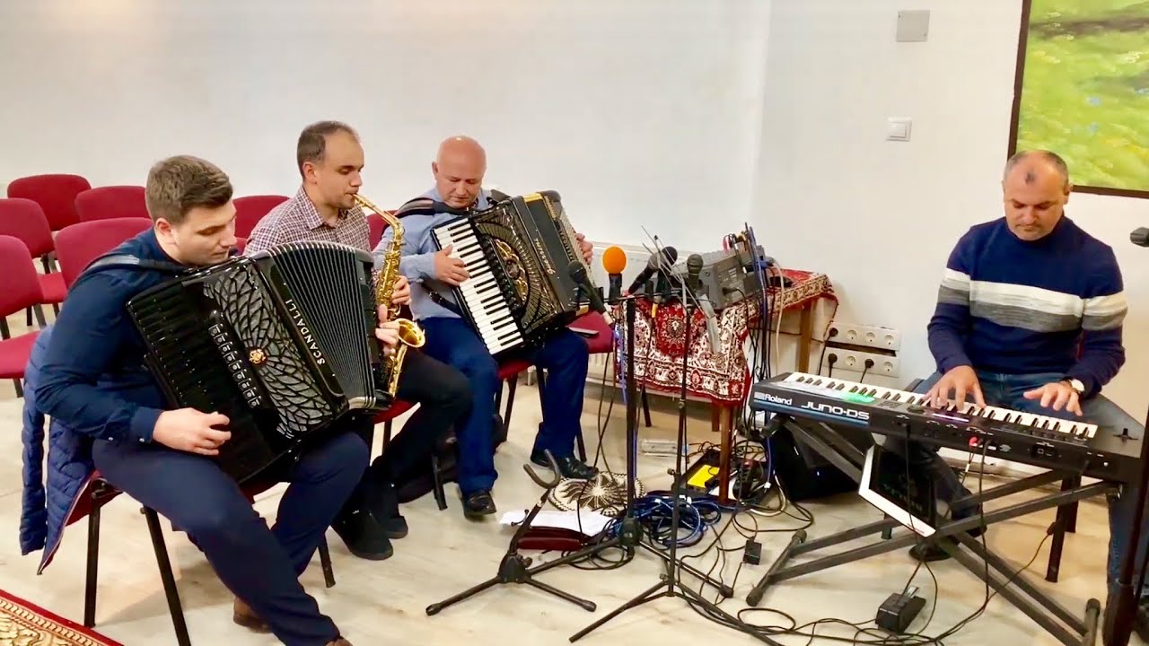 Muzica instrumentala crestina la acordeon