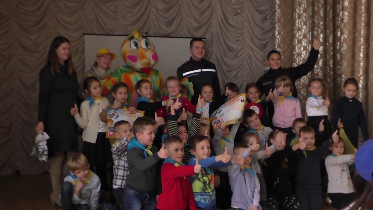 Рятувальники провели для підростаючого покоління Національний урок безпеки в школах обласного центру
