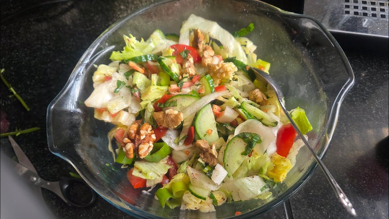 Fresh Walnut Salad