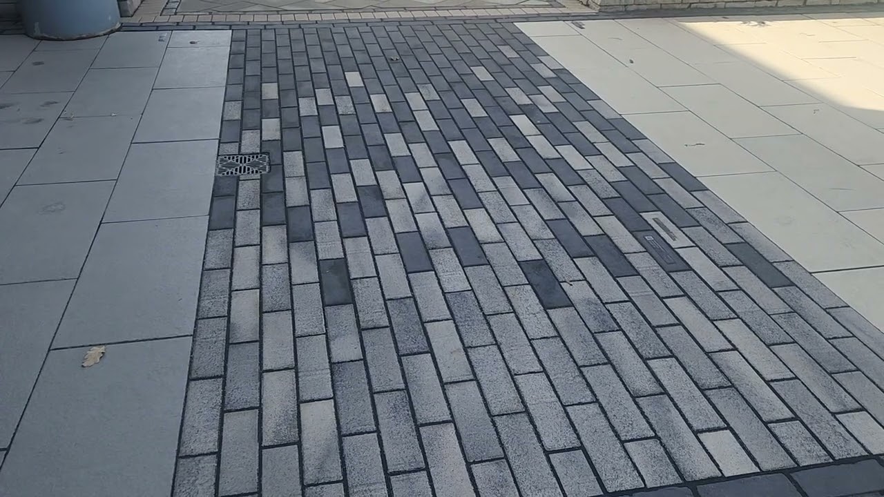Unilock Pavers #patiodesign #landscapeideas #hardscapedesign #winnetkaillinois 