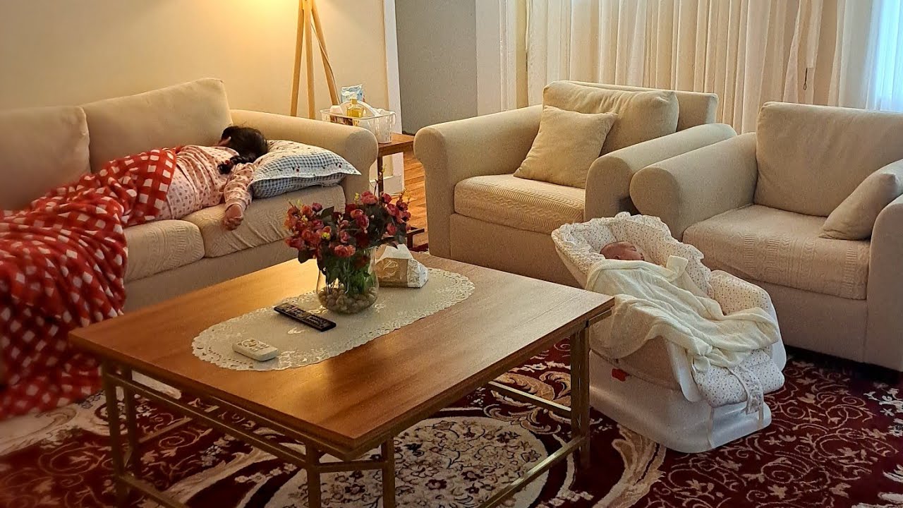 روتين صباحي/حممت بناتي/يوم ممطر/زيتت شعري/قهوتي☕️🌷🌺