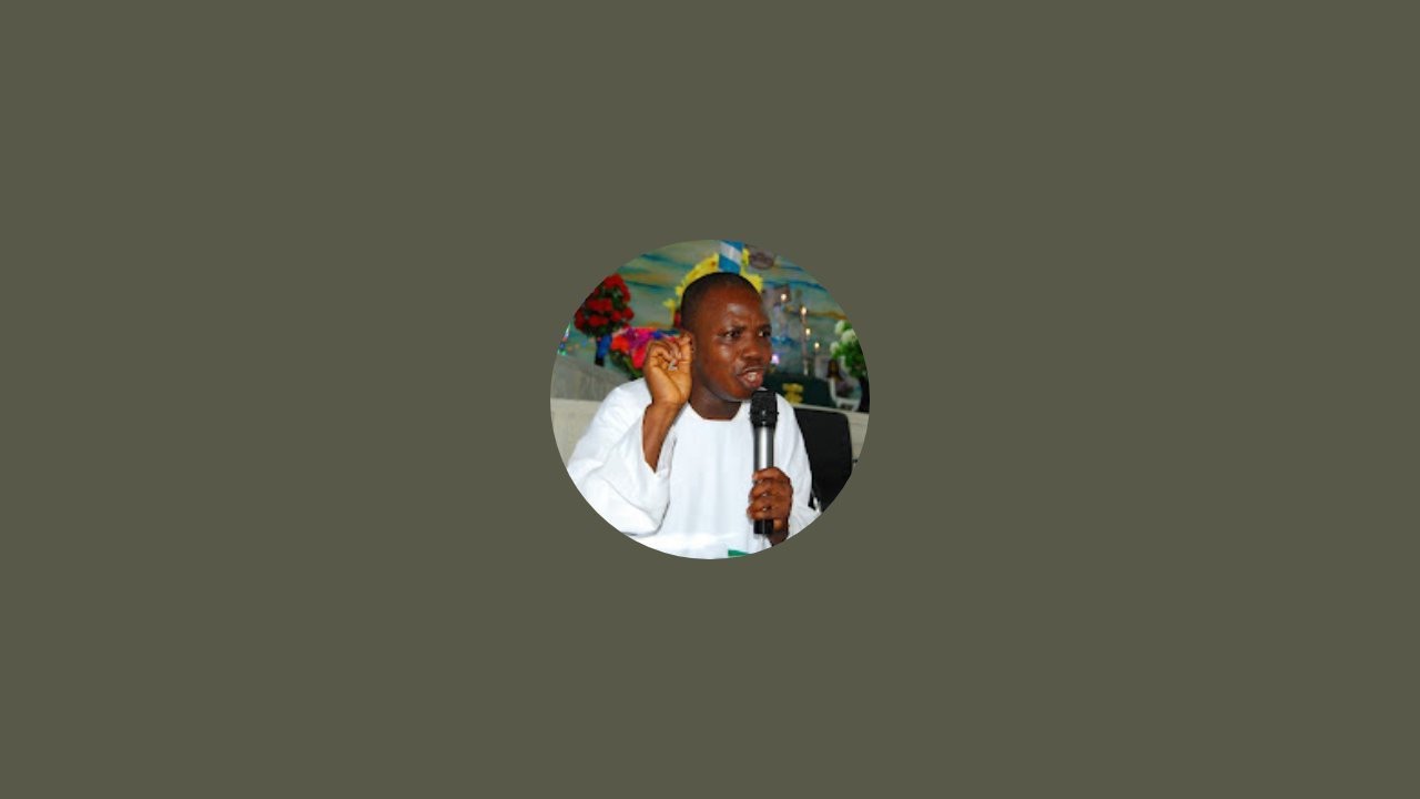 Topic: Bi Baa Jesu Rin Irin Ajo (Walking The Journey With Jesus) Text: Mark 9:2