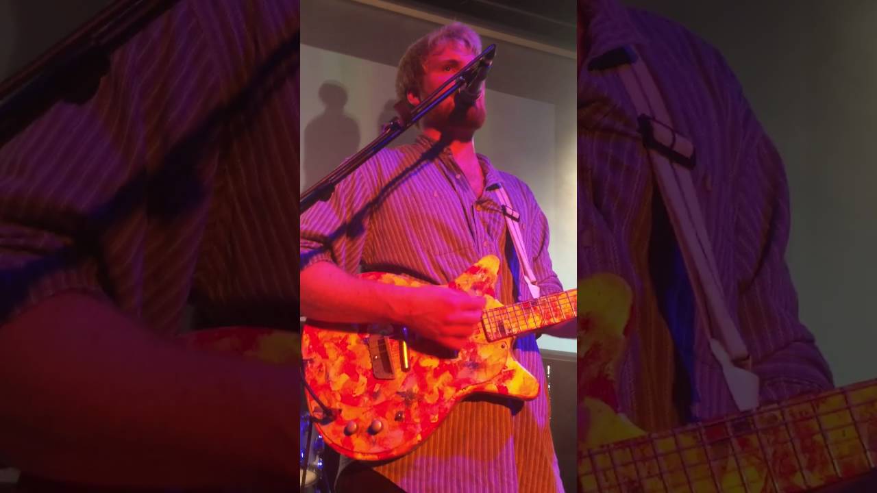 Cyn i'r lle ma gau - gig olaf y bandana