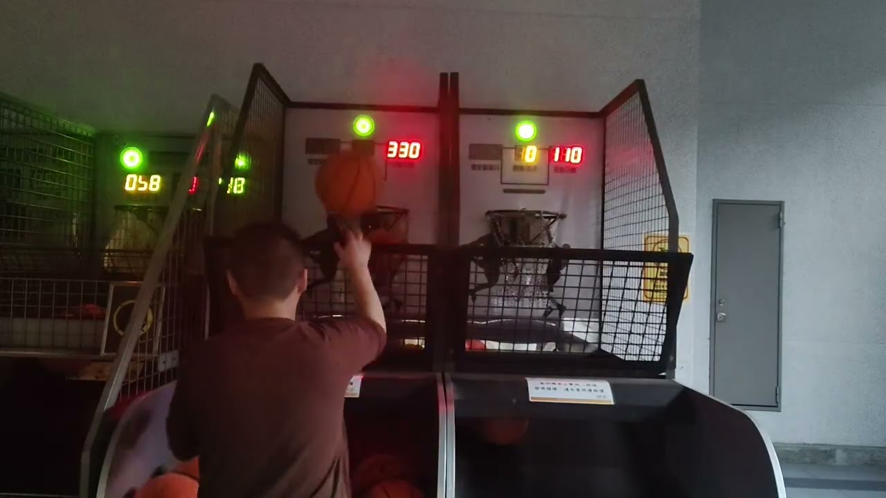 20260115@永和運動中心街頭競技投籃機6顆🏀差點700分程度