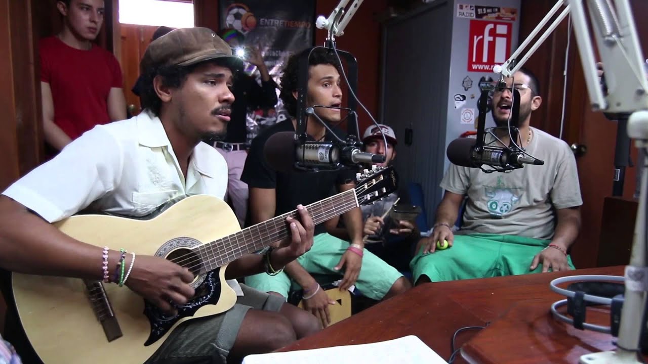 Aguacero - El Caribefunk (En vivo en Entretiempo FM)