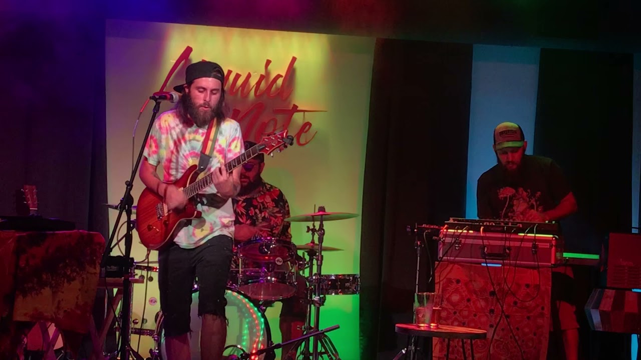 Highdeas - Ganja Farmer cover (live @ liquid note brewing)