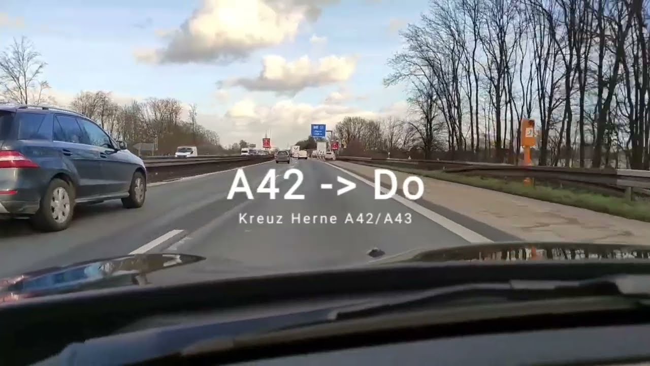 Autobahnblitzer A42 Richtung Dortmund vor dem Kreuz Herne . Am Anfang der Baustelle.