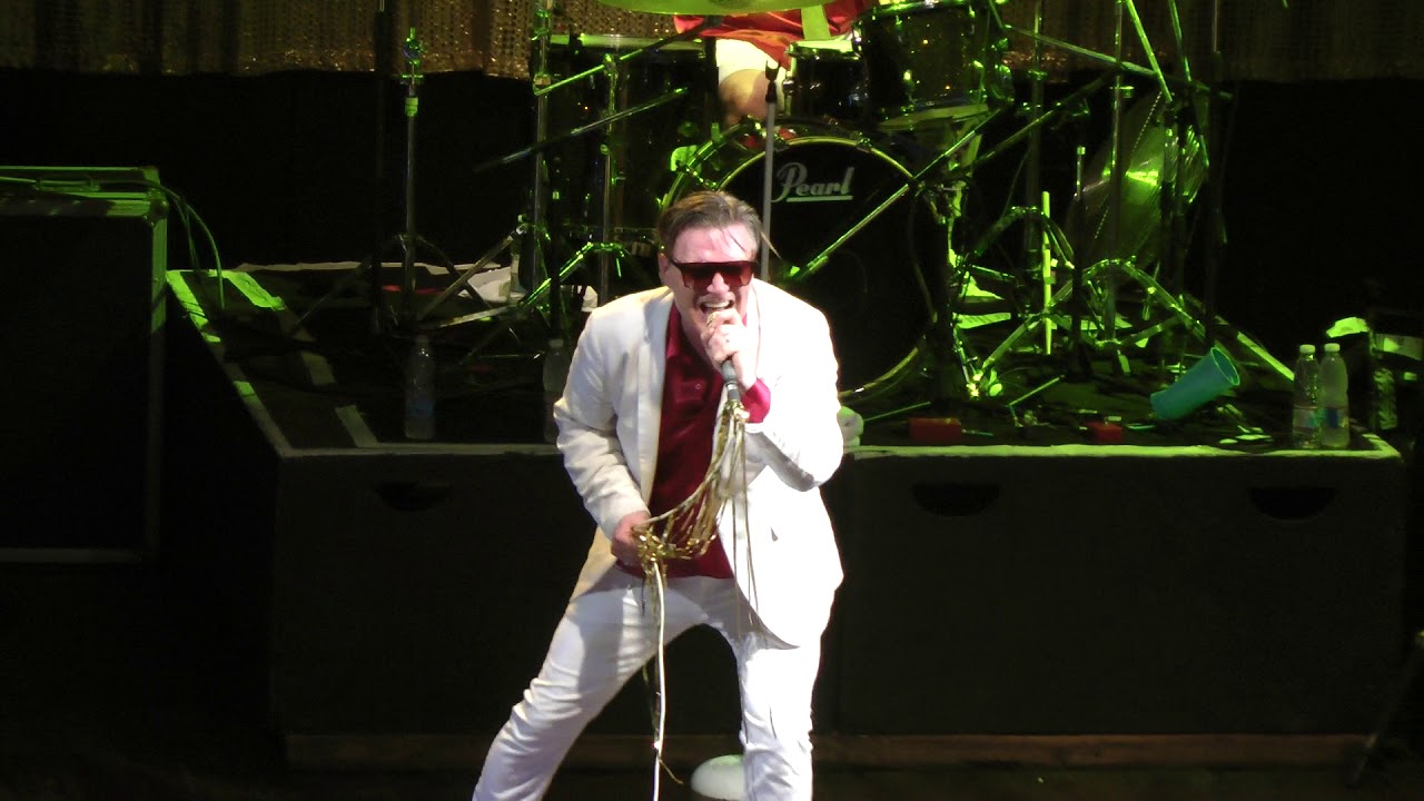 Me First And The Gimme Gimmes - Don't Cry For Me Argentina (Argentina, Teatro Flores) 28/04/2018