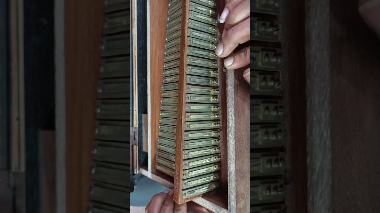 (Sold)(125)100 Yr Old steve paris B/M,42/42 read harmonium for sale Price 35000/-  9935738085